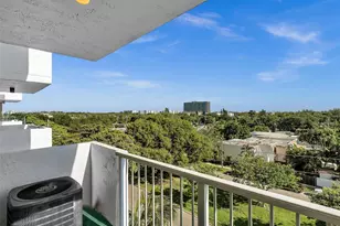 2020 NE 135th St, North Miami, FL 33181 - Photo 19