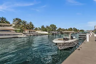 2020 NE 135th St, North Miami, FL 33181 - Photo 25