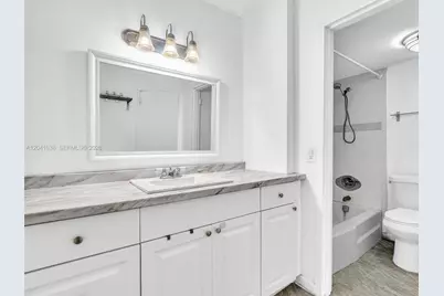 2020 NE 135th St #601, North Miami, FL 33181 - Photo 19