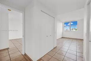 2475 Brickell Ave, Miami, FL 33129 - Photo 7