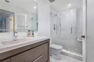 3220 NE 164th St, North Miami Beach, FL 33160 - Photo 33