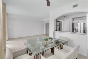 8826 W Flagler St, Miami, FL 33174 - Photo 11