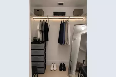185 SW 7th St #2706, Miami, FL 33130 - Photo 5