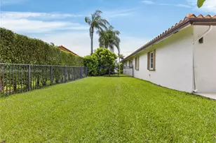 16641 Royal Poinciana Dr, Weston, FL 33326 - Photo 45