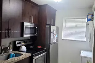 703 Gardens Dr, Pompano Beach, FL 33069 - Photo 11