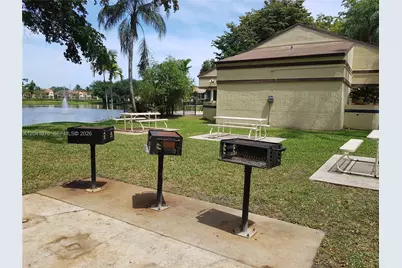 703 Gardens Dr #102, Pompano Beach, FL 33069 - Photo 19