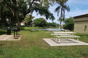 703 Gardens Dr, Pompano Beach, FL 33069 - Photo 25