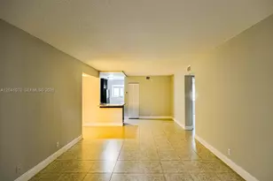 703 Gardens Dr, Pompano Beach, FL 33069 - Photo 3