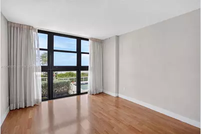 5757 Collins Ave #405, Miami Beach, FL 33140 - Photo 19