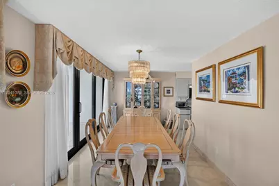 5757 Collins Ave #405, Miami Beach, FL 33140 - Photo 11