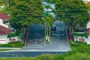 2513 San Remo Cir, Homestead, FL 33035 - Photo 23