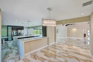 2255 NE 120th St, North Miami, FL 33181 - Photo 7