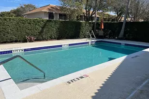 183 Hidden Ct Rd, Hollywood, FL 33023 - Photo 35