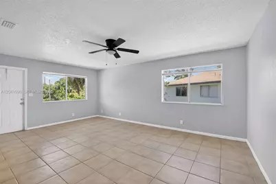 2107 Catherine Dr Dr #47-B, Delray Beach, FL 33445 - Photo 13