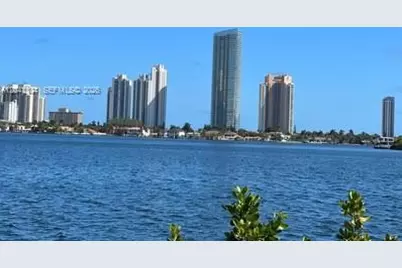 3165 NE 184th St #6301, Aventura, FL 33160 - Photo 35