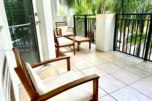3165 NE 184th St, Aventura, FL 33160 - Photo 9