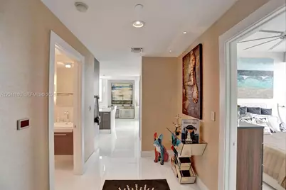 900 Biscayne Blvd #2901, Miami, FL 33132 - Photo 19