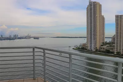 325 S Biscayne Blvd #1523, Miami, FL 33131 - Photo 13
