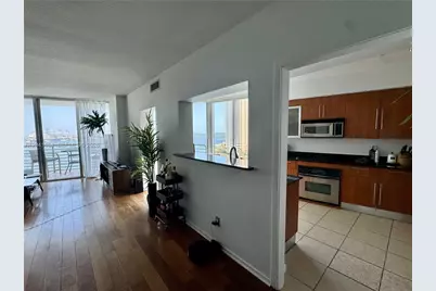 325 S Biscayne Blvd #1523, Miami, FL 33131 - Photo 15