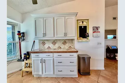 11078 SE Sea Pines Cir, Hobe Sound, FL 33455 - Photo 13