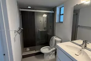7505 SW 82nd St, Miami, FL 33143 - Photo 7