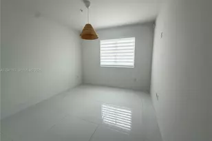 10950 NW 82nd St, Doral, FL 33178 - Photo 5