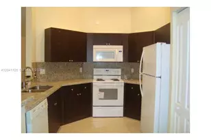 286 Bridgeton Way, Weston, FL 33326 - Photo 5