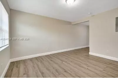 429 NW 9th Ave #3, Fort Lauderdale, FL 33311 - Photo 7