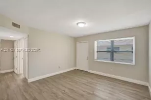 429 NW 9th Ave, Fort Lauderdale, FL 33311 - Photo 11