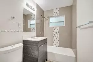 429 NW 9th Ave, Fort Lauderdale, FL 33311 - Photo 13