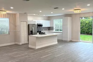 1528 Salerno Cir, Weston, FL 33327 - Photo 3