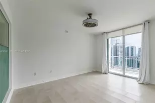 90 SW 3rd St, Miami, FL 33130 - Photo 15