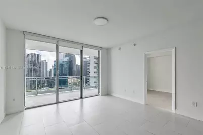 90 SW 3rd St #3211, Miami, FL 33130 - Photo 11