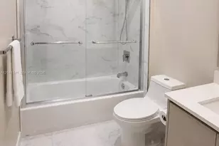 2505 NE 193rd St, Miami, FL 33180 - Photo 11