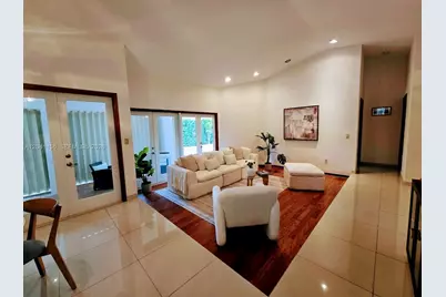 15630 SW 46th Ter, Miami, FL 33185 - Photo 9