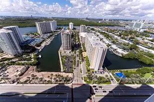 15901 Collins Ave, Sunny Isles Beach, FL 33160 - Photo 29