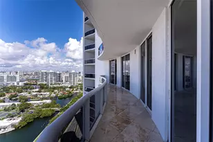 15901 Collins Ave, Sunny Isles Beach, FL 33160 - Photo 31