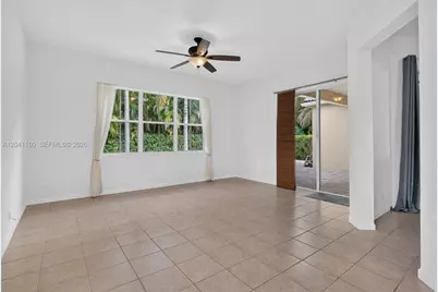 786 Nandina Dr, Weston, FL 33327 - Photo 17