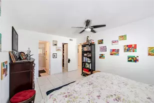 541 Blue Heron Dr, Hallandale Beach, FL 33009 - Photo 15