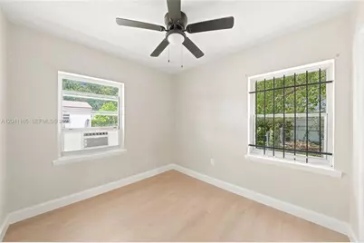 1992 NW 56th St, Miami, FL 33142 - Photo 25