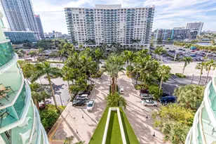 3901 S Ocean Dr, Hollywood, FL 33019 - Photo 29