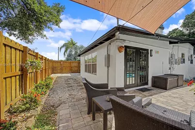 2848 SW 13th Ct, Fort Lauderdale, FL 33312 - Photo 3