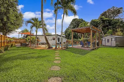 2848 SW 13th Ct, Fort Lauderdale, FL 33312 - Photo 5