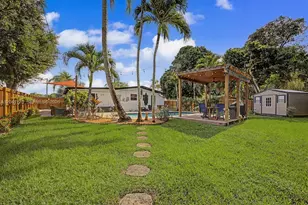 2848 SW 13th Ct, Fort Lauderdale, FL 33312 - Photo 5