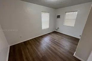 10 NW 71st St, Miami, FL 33150 - Photo 5