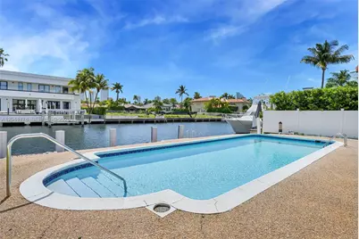 16453 NE 33rd Ave, North Miami Beach, FL 33160 - Photo 9