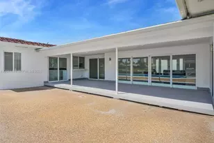 16453 NE 33rd Ave, North Miami Beach, FL 33160 - Photo 15