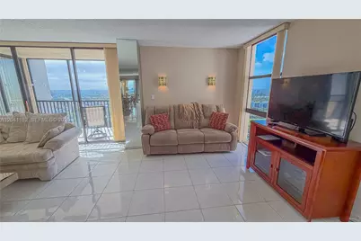 20335 W Country Club Dr #2102, Aventura, FL 33180 - Photo 23