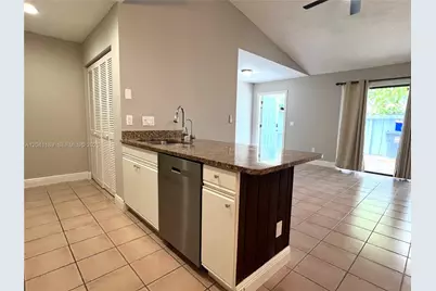 1077 Goldenrod Rd #1077, Wellington, FL 33414 - Photo 3