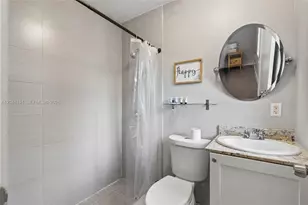 435 NE 69th St, Miami, FL 33138 - Photo 15